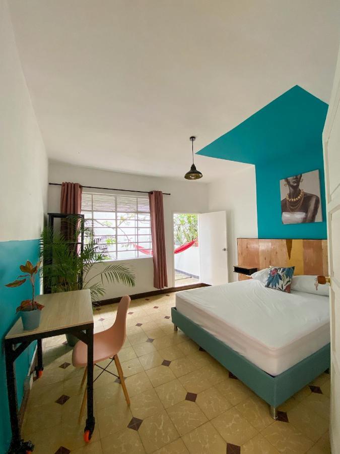 La Palmera Hostel Cali Eksteriør billede